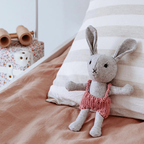 AND THE LITTLE DOG LAUGHED - Agatha Rabbit